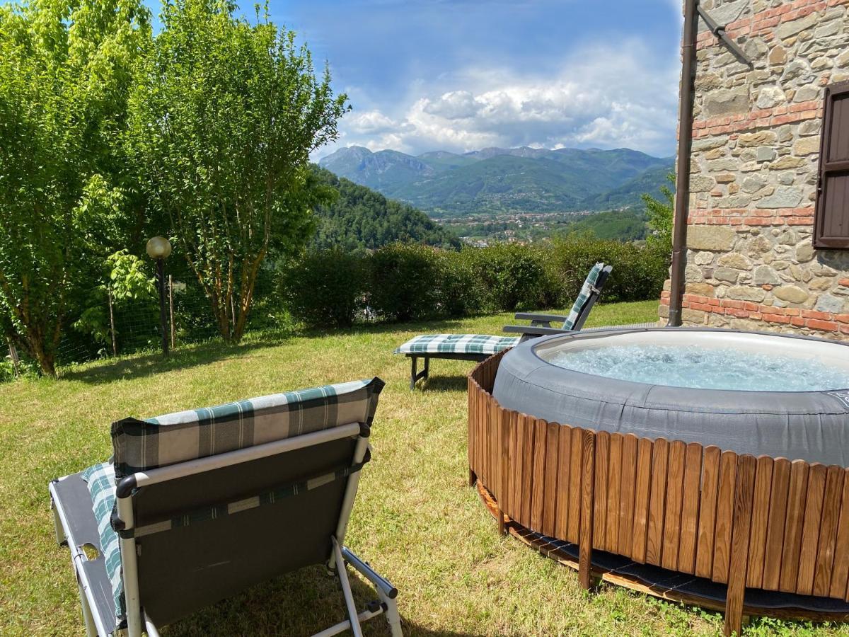 Cottage House Il Palazzetto Кастельнуово-ді-Гарфаньяна Екстер'єр фото